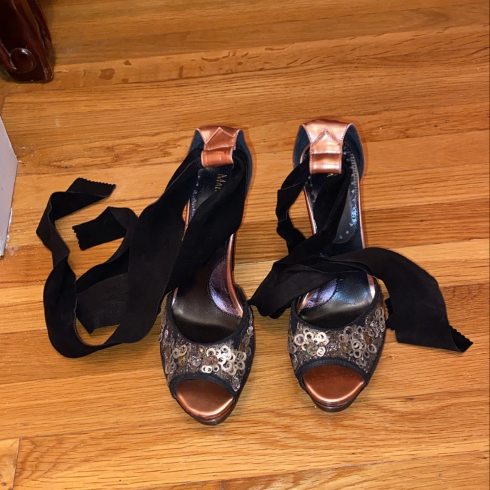 High heel Shoes